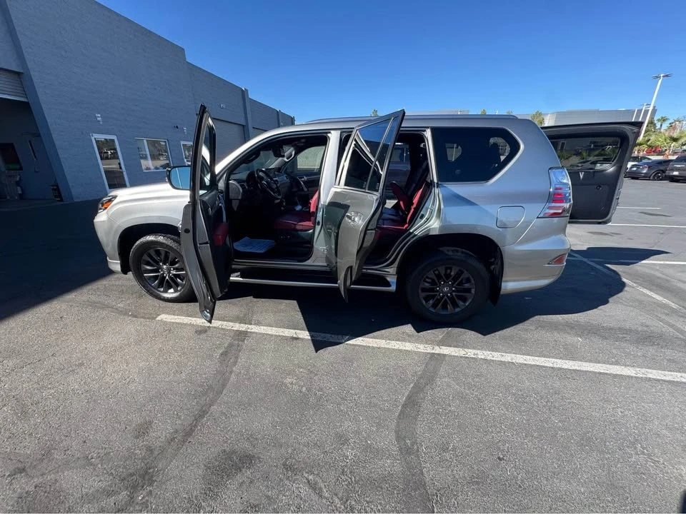 2022 Lexus GX 2nd Gen - Image 2 of 6