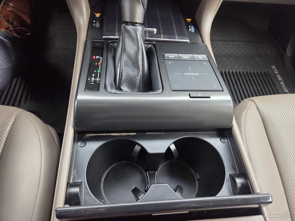 2022 Lexus GX 2nd Gen - Image 17 of 21