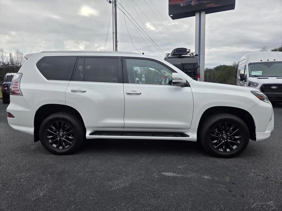 2022 Lexus GX 2nd Gen - Image 13 of 21