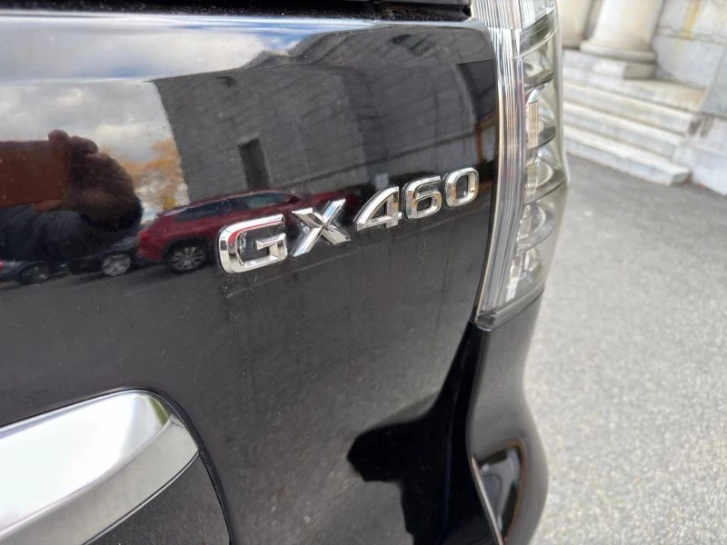 2022 Lexus GX 3rd Gen - Image 8 of 12