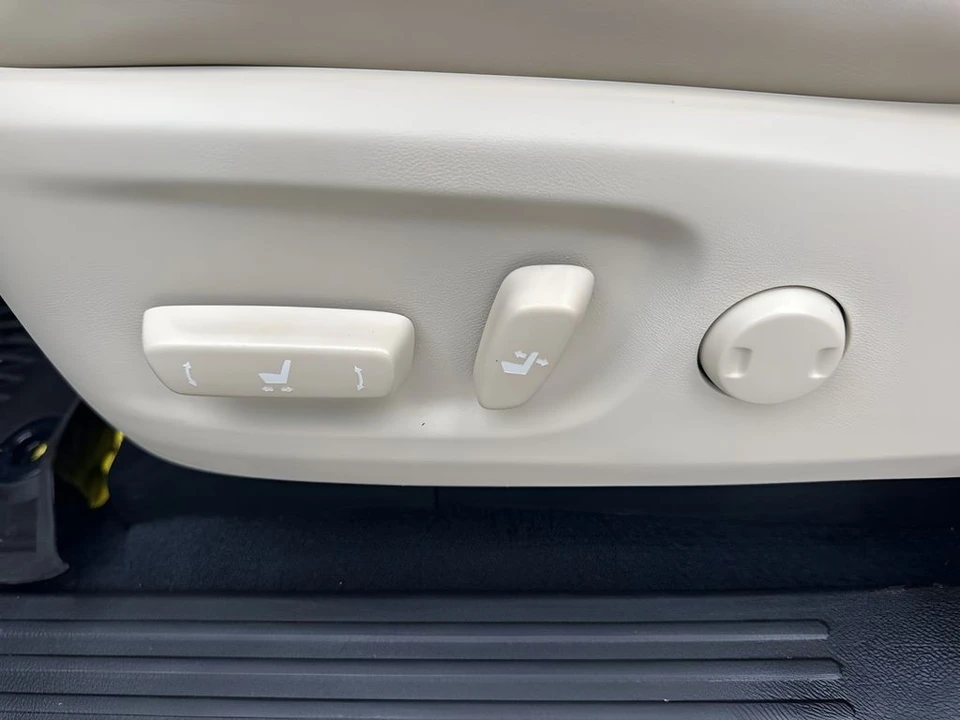 2022 Lexus GX 2nd Gen - Image 10 of 21