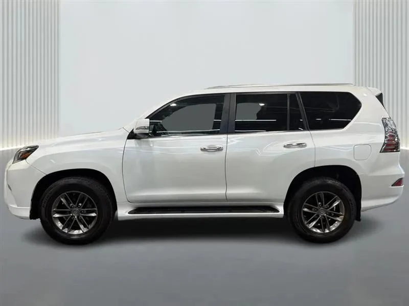 2022 Lexus GX 2nd Gen - Image 2 of 12
