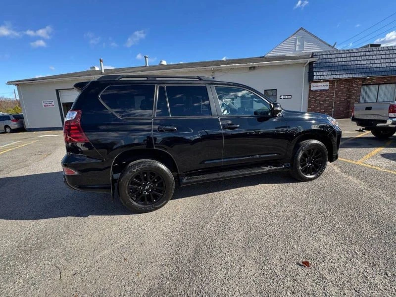 2022 Lexus GX 2nd Gen - Image 9 of 12