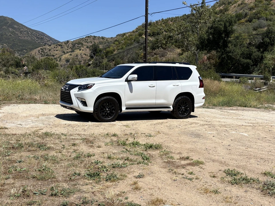 2022 Lexus GX 2nd Gen - Image 4 of 31