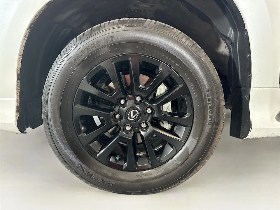 2022 Lexus GX 2nd Gen - Image 28 of 31