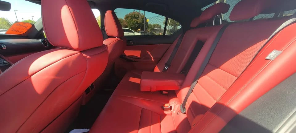 2022 Lexus IS 3rd Gen - Image 9 of 10