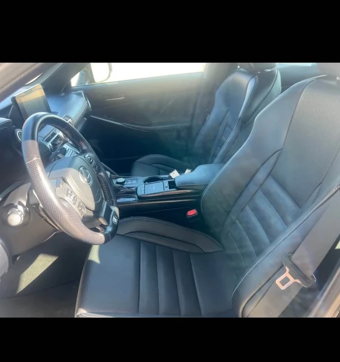 2022 Lexus IS 3rd Gen - Image 6 of 8
