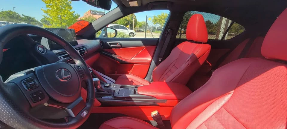 2022 Lexus IS 3rd Gen - Image 7 of 10