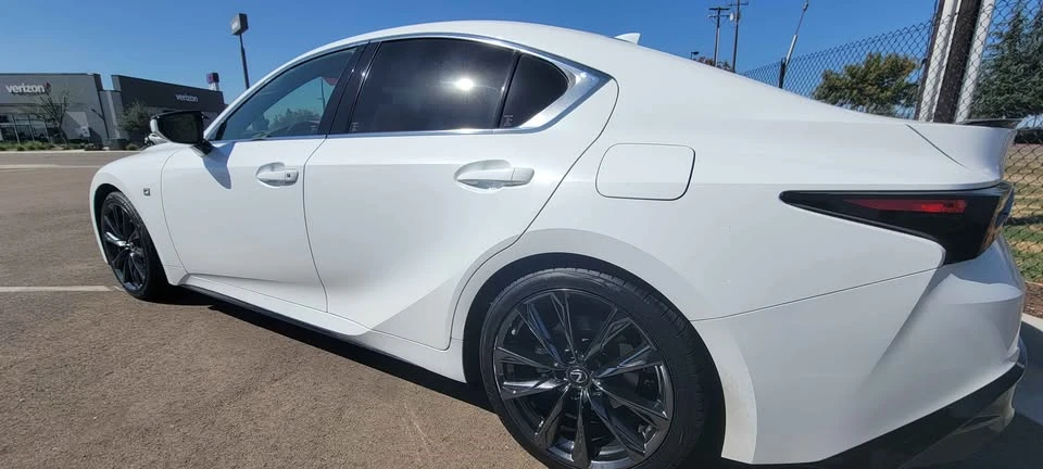 2022 Lexus IS 3rd Gen - Image 3 of 10