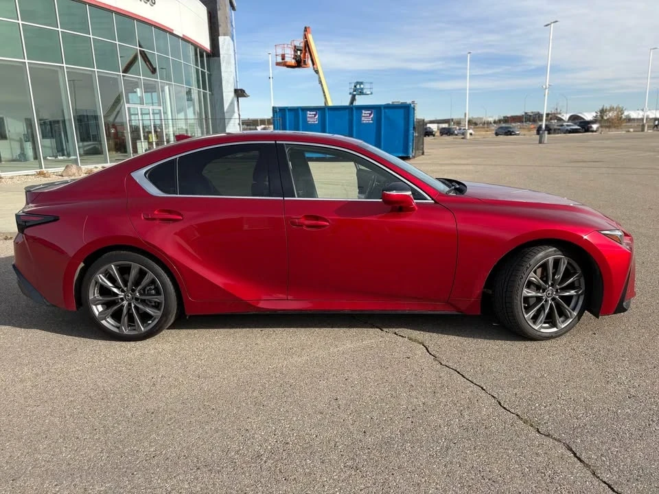 2022 Lexus IS 3rd Gen - Image 3 of 18