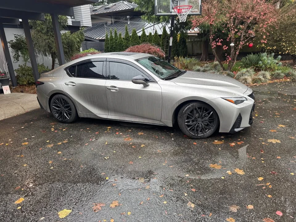 2022 Lexus IS 3rd Gen - Image 6 of 7