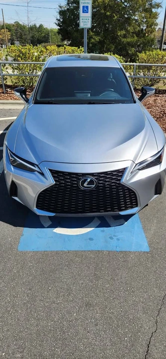2022 Lexus IS 3rd Gen - Image 2 of 6