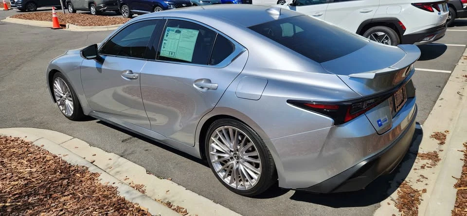 2022 Lexus IS 3rd Gen - Image 3 of 6