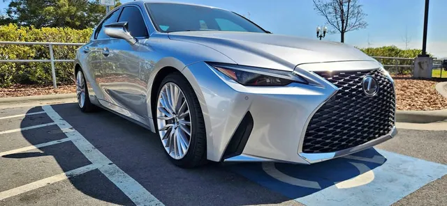 2022 Lexus IS 300