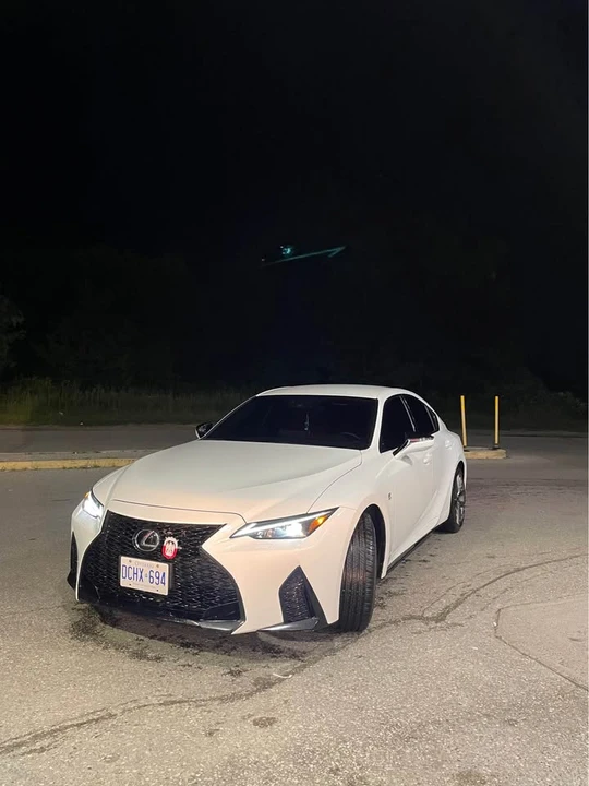 2022 Lexus IS 3rd Gen - Image 4 of 10
