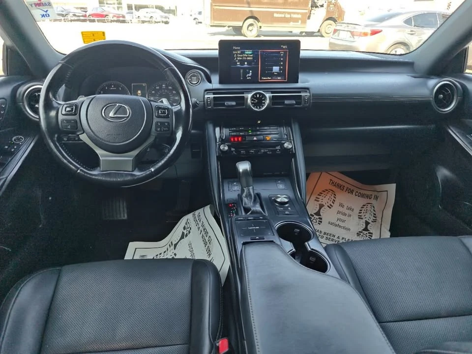 2022 Lexus IS 3rd Gen - Image 13 of 20