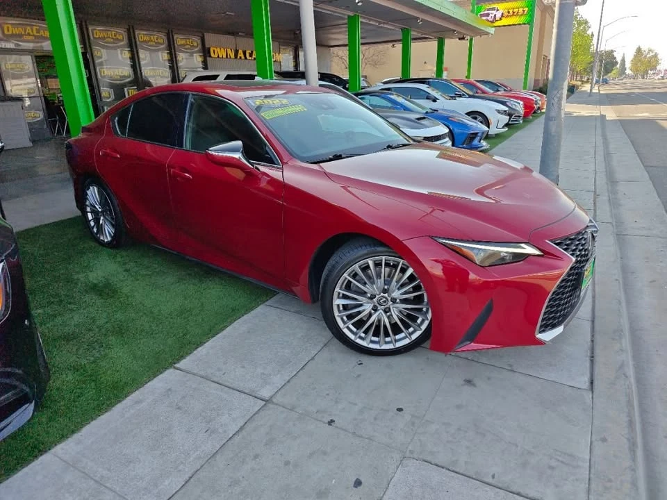 2022 Lexus IS 3rd Gen - Image 14 of 20