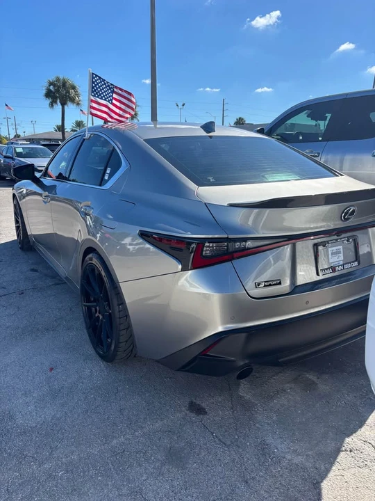 2022 Lexus IS 3rd Gen - Image 4 of 6