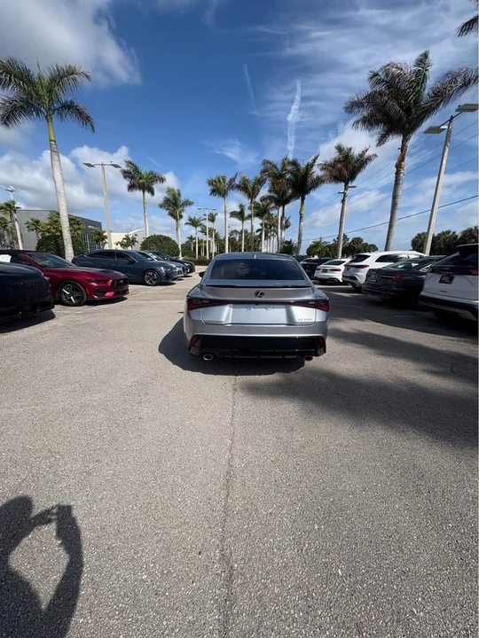 2022 Lexus IS 3rd Gen - Image 6 of 9