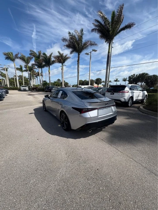 2022 Lexus IS 3rd Gen - Image 4 of 9