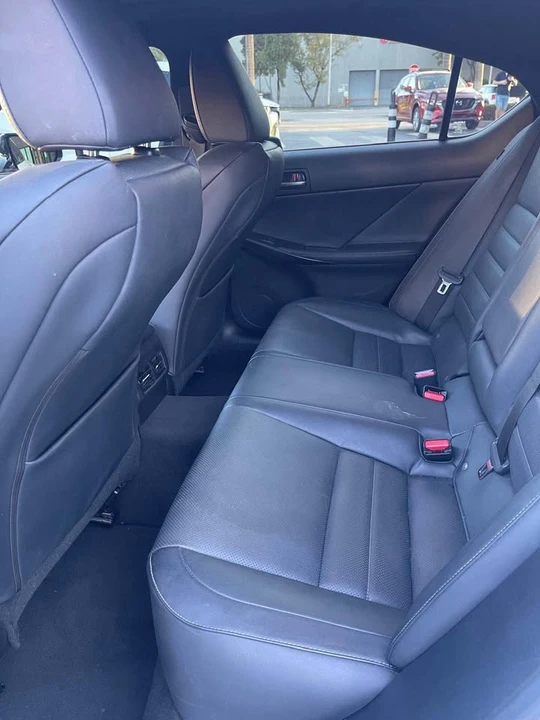 2022 Lexus IS 3rd Gen - Image 5 of 11