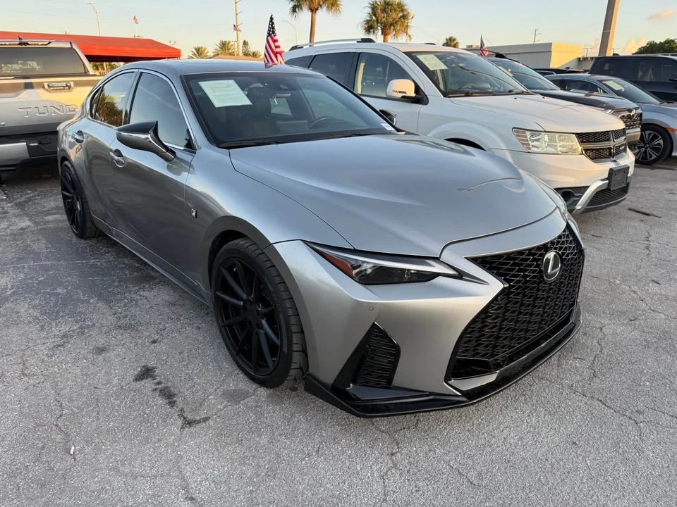 2022 Lexus IS 3rd Gen - Image 2 of 7