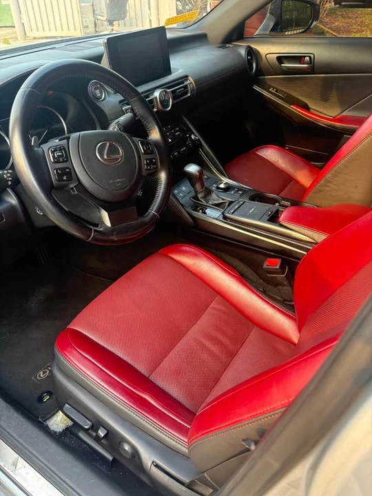 2022 Lexus IS 3rd Gen - Image 2 of 9