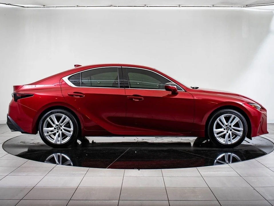 2022 Lexus IS 3rd Gen - Image 6 of 21