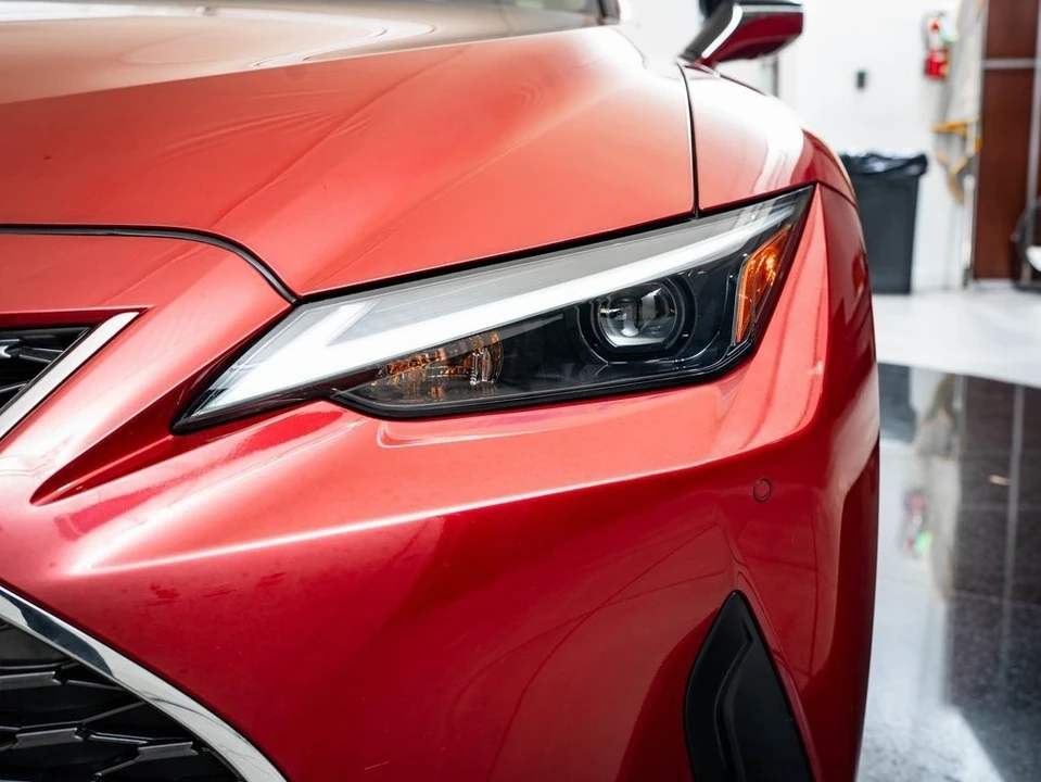 2022 Lexus IS 3rd Gen - Image 16 of 21