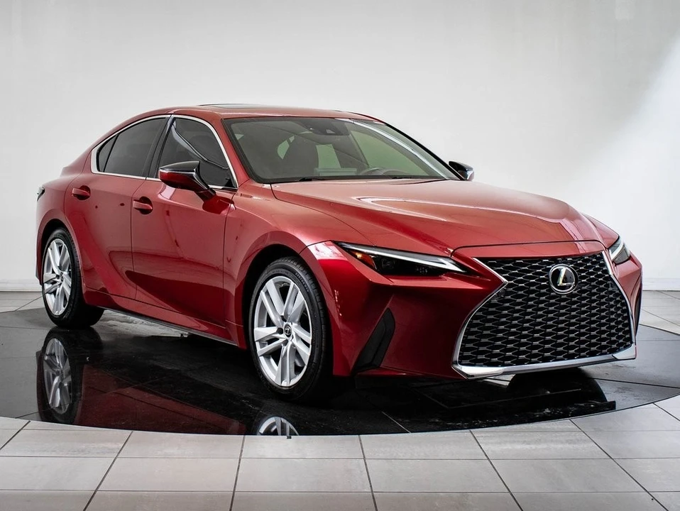 2022 Lexus IS 3rd Gen - Image 5 of 21
