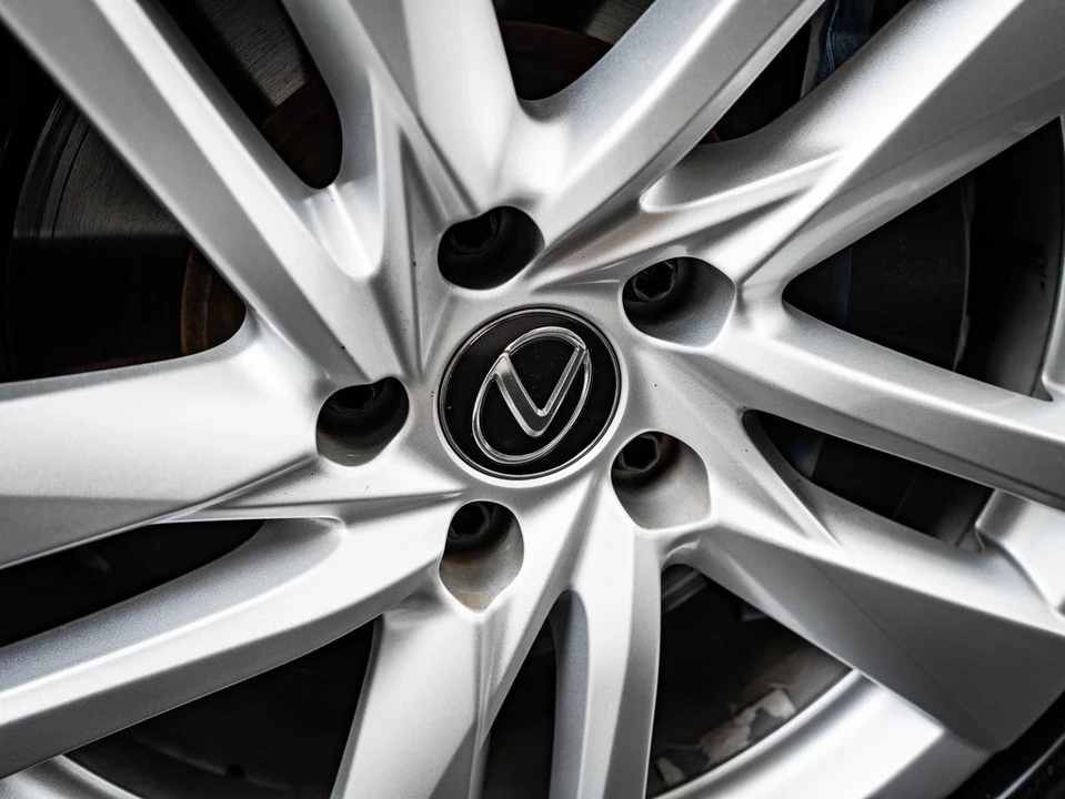 2022 Lexus IS 3rd Gen - Image 8 of 21