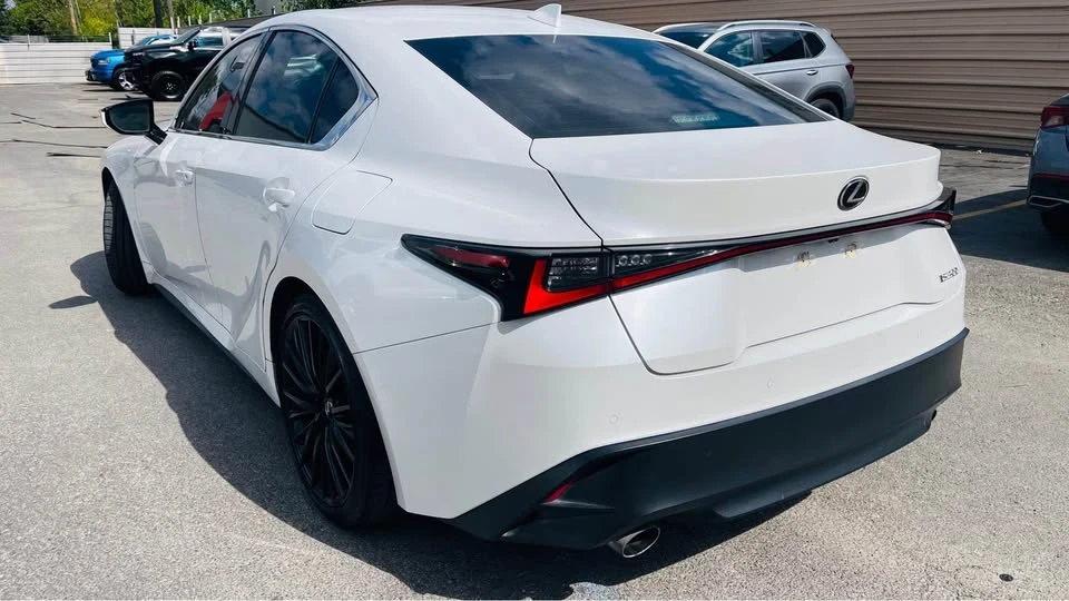 2022 Lexus IS 3rd Gen - Image 4 of 13