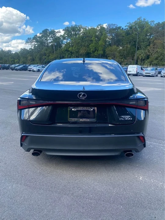 2022 Lexus IS 3rd Gen - Image 3 of 13