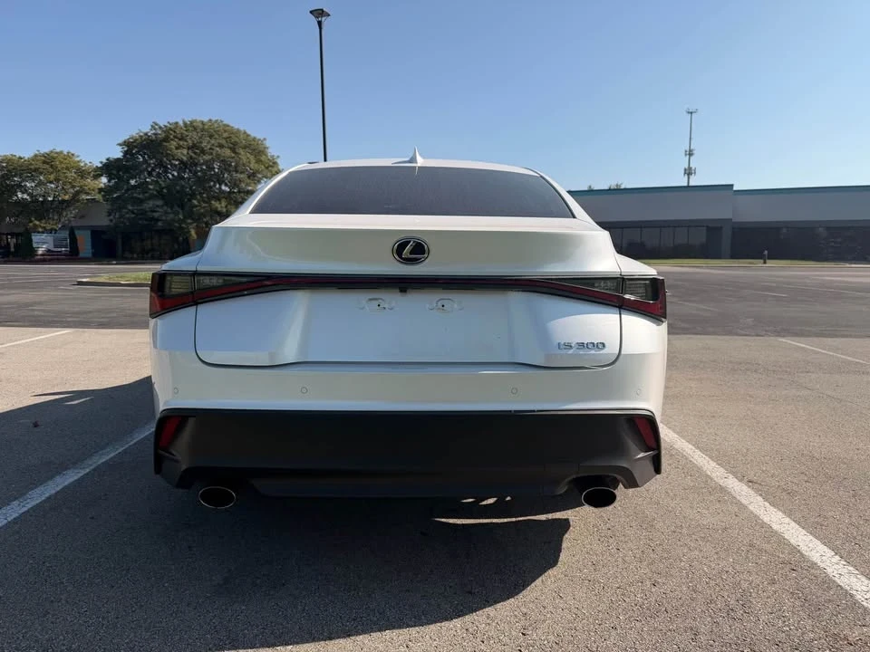 2022 Lexus IS 3rd Gen - Image 6 of 15