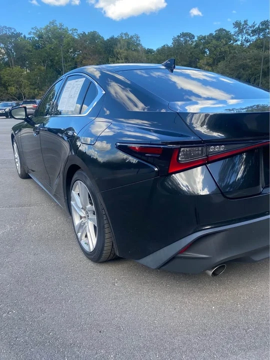 2022 Lexus IS 3rd Gen - Image 2 of 13