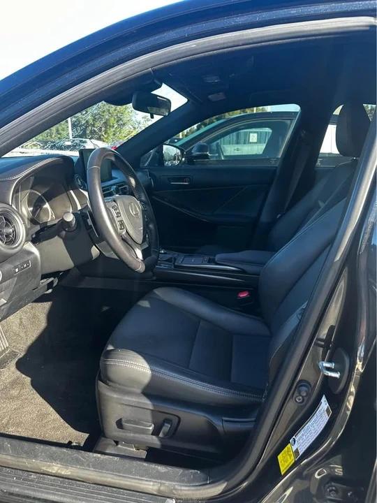 2022 Lexus IS 3rd Gen - Image 4 of 4