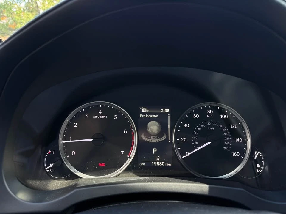 2022 Lexus IS 3rd Gen - Image 13 of 14