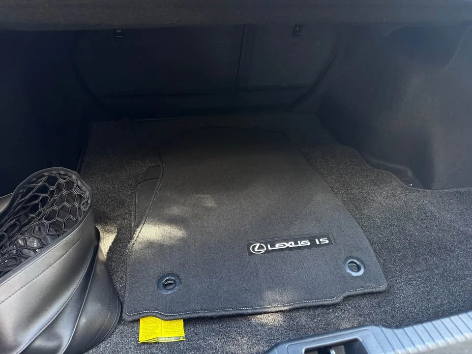 2022 Lexus IS 3rd Gen - Image 14 of 14