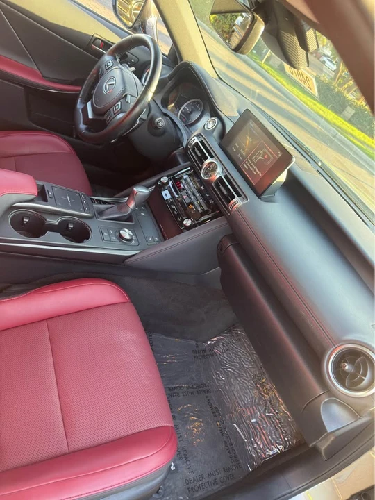 2022 Lexus IS 3rd Gen - Image 12 of 12