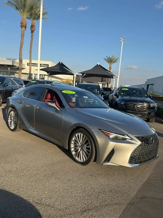 2022 Lexus IS 3rd Gen - Image 3 of 12