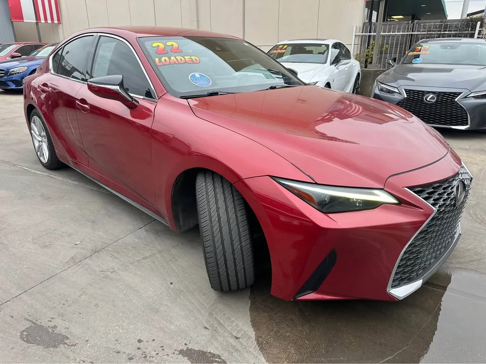 2022 Lexus IS 3rd Gen - Image 3 of 7