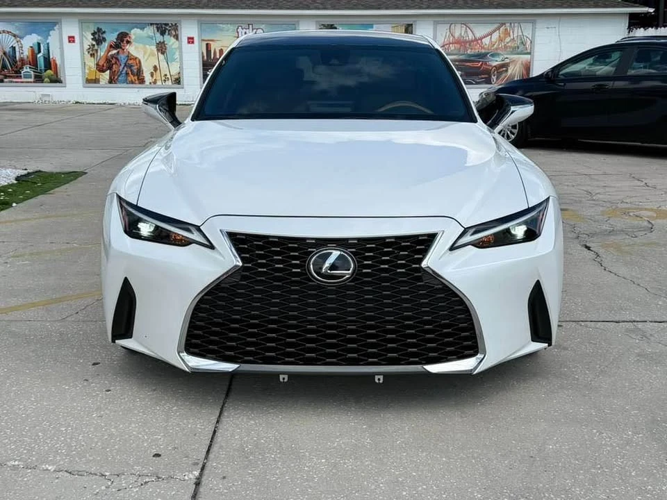 2022 Lexus IS 3rd Gen - Image 2 of 7
