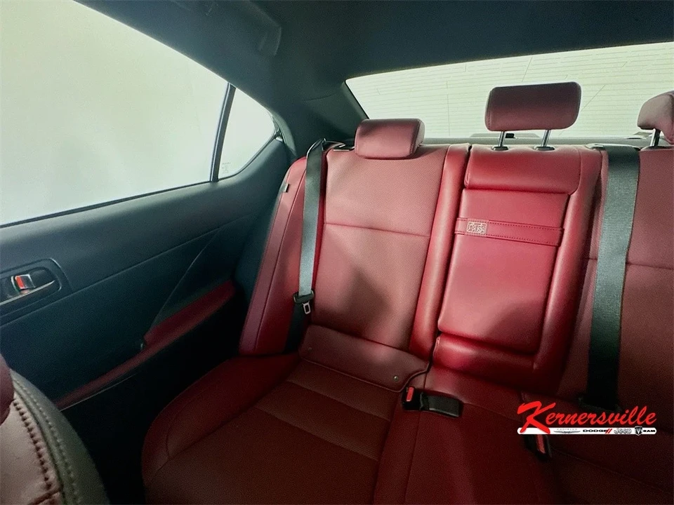 2022 Lexus IS 3rd Gen - Image 12 of 21
