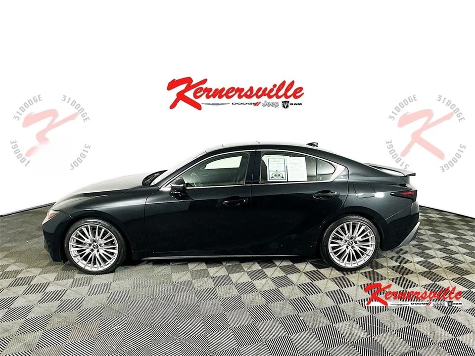 2022 Lexus IS 3rd Gen - Image 4 of 21