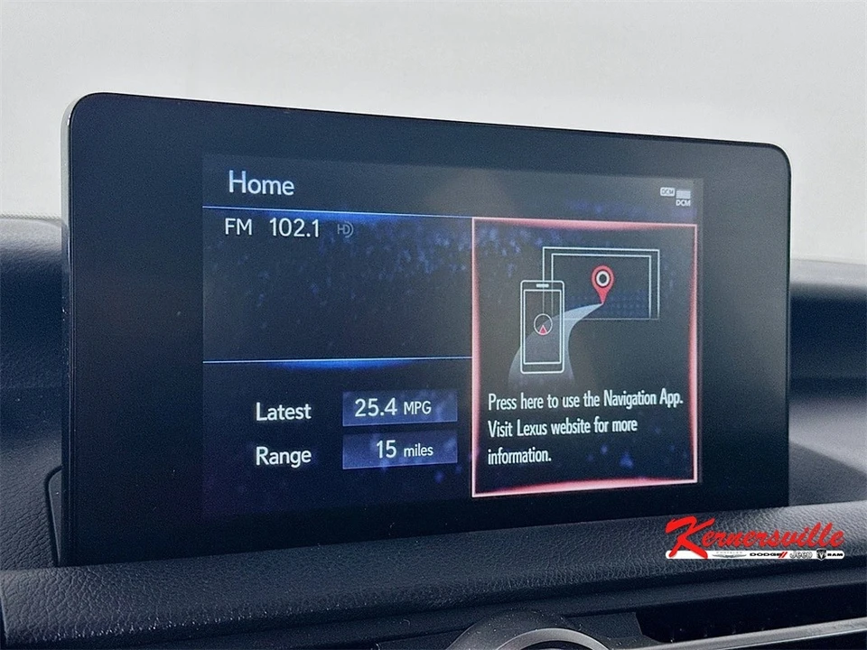2022 Lexus IS 3rd Gen - Image 17 of 21
