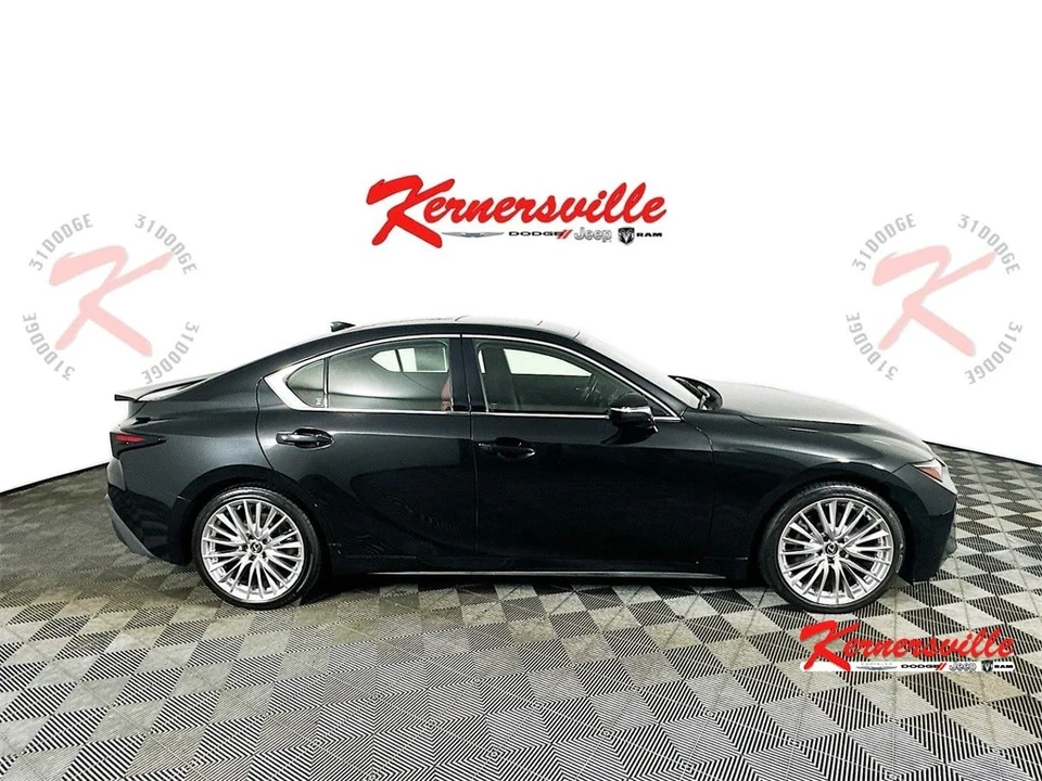 2022 Lexus IS 3rd Gen - Image 8 of 21