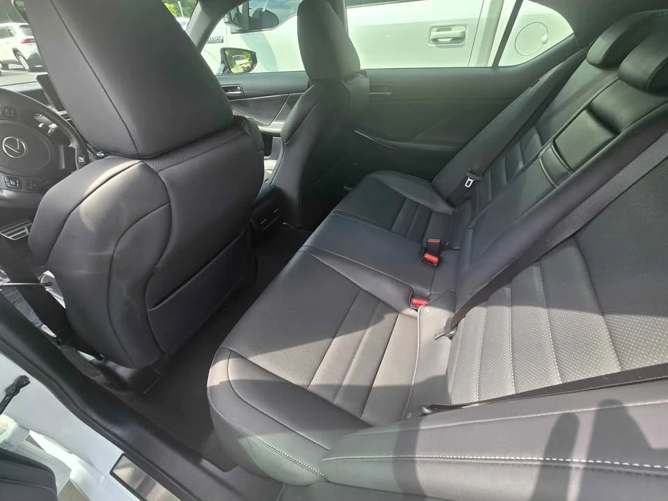 2022 Lexus IS 3rd Gen - Image 3 of 7