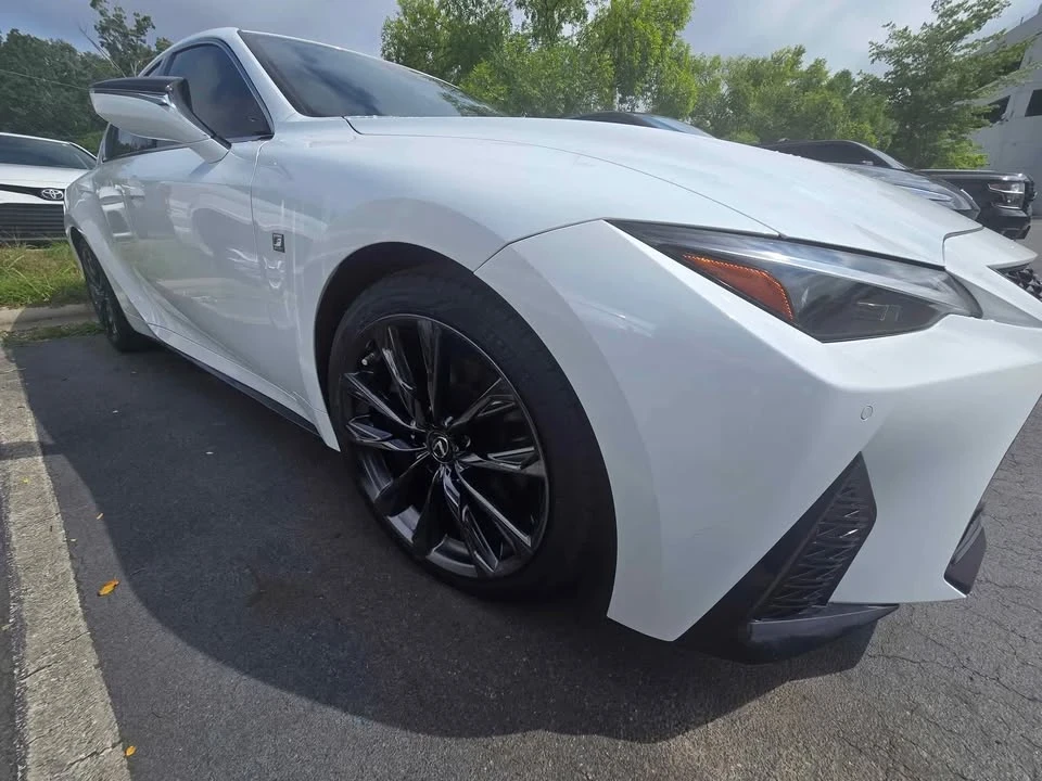 2022 Lexus IS 3rd Gen - Image 6 of 7