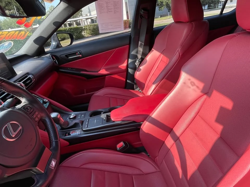 2022 Lexus IS 3rd Gen - Image 9 of 14