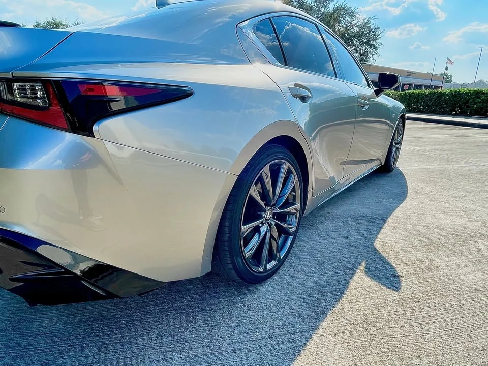 2022 Lexus IS 3rd Gen - Image 7 of 14
